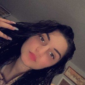 Meet your Posher, Alivia